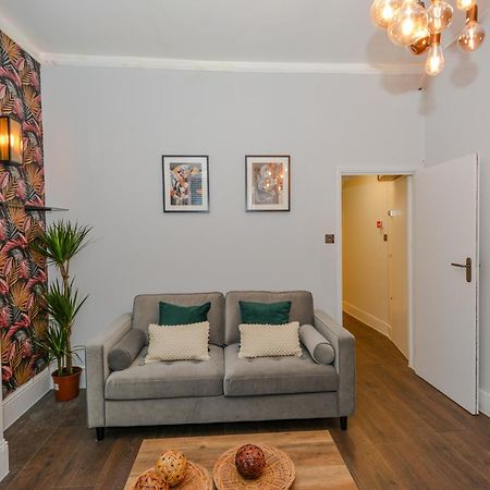 Cosy 1 Bedroom Home For Small Families Londyn Zewnętrze zdjęcie
